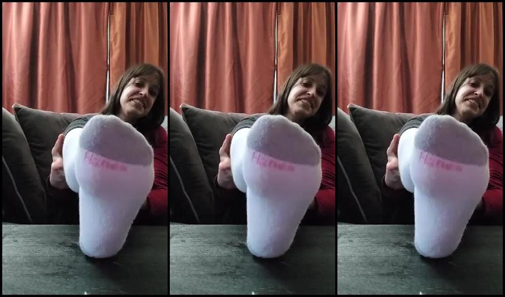 Crystal Paris Nicknamed One Lonely Foot 05 07 2025 Onlyfans Video You Love Cumming On My Socks