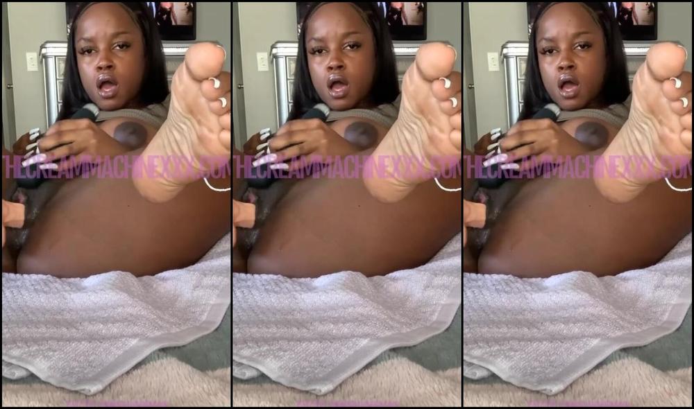"The Cream Machine" Ebony Squirt, Toe Curling, Solo Squirt, Pretty Feet, Flexible, Watersports, Twitter Porn, Fuck Machine Squirt, Eye Contact, Black Squirt Fuck, Amateur Squirt, The Cream Machine, Black Squirters, Ebony Wet Pussy, Sexy Feet, Baddie,
