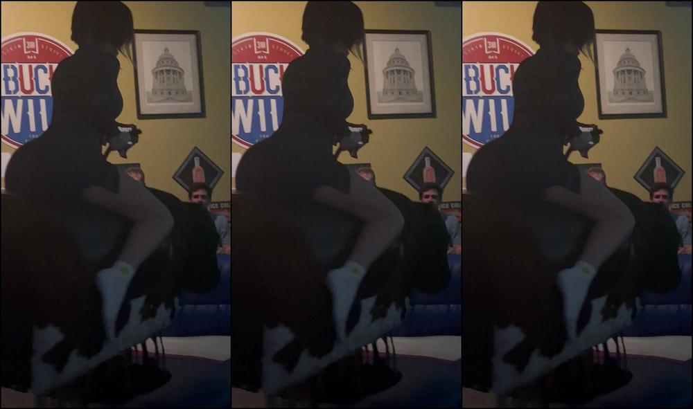 Peachjars 2440561623 04 30 2022 Rode A Mechanical Bull For The First Time Watch Till The End It S Worth It
