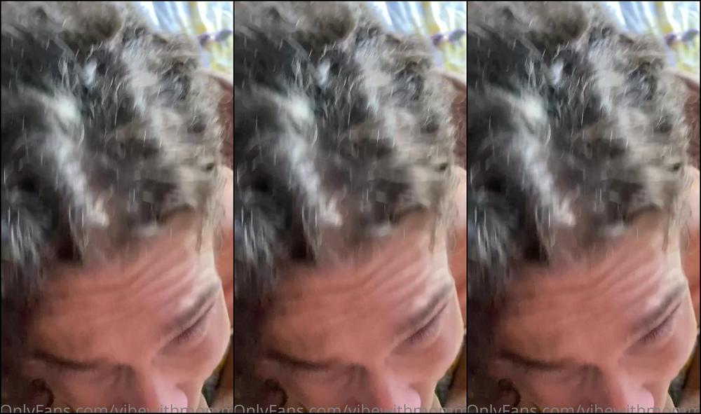 Vibewithmommy We Re Not Suppose Be Doing This At My Friends House But Uhh They Won T Mind Amazing B