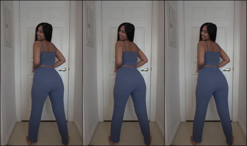 hayleyxyz 19 01 2022 340020048838008832 hey guys i ve come down with a cold here s a little strip for you i m sure i ll be bett Fansly