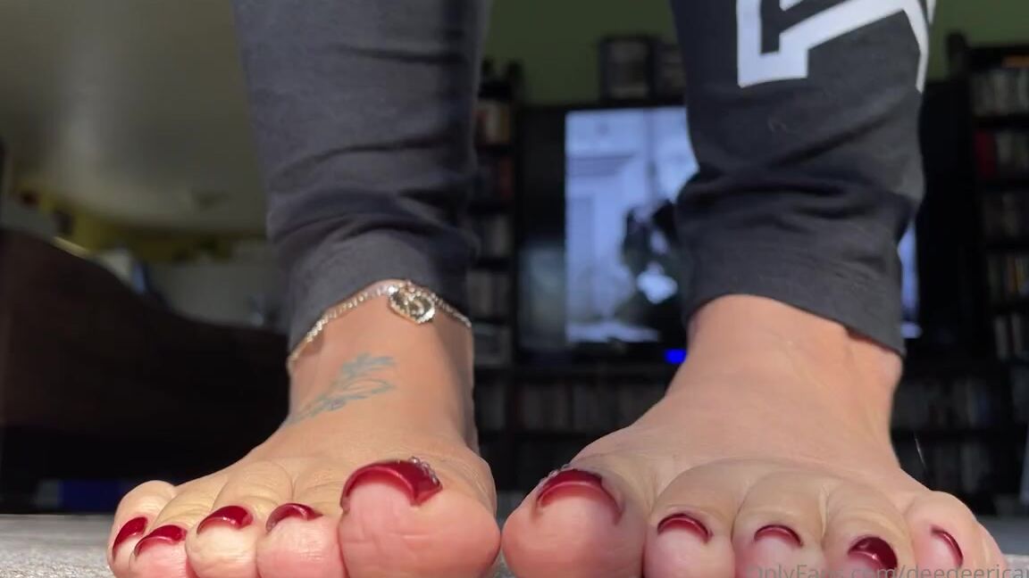 Deedeericanfeet Onlyfans As Requested In This Floor Few Angle