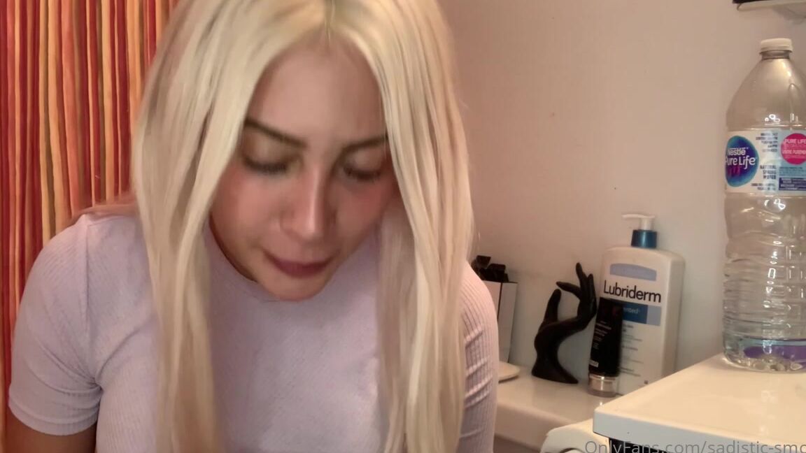 Sadistic Smother Hour Of Extreme Spitting Mistress Alexis Hd Mistress Alexis Has Been Spitting In A