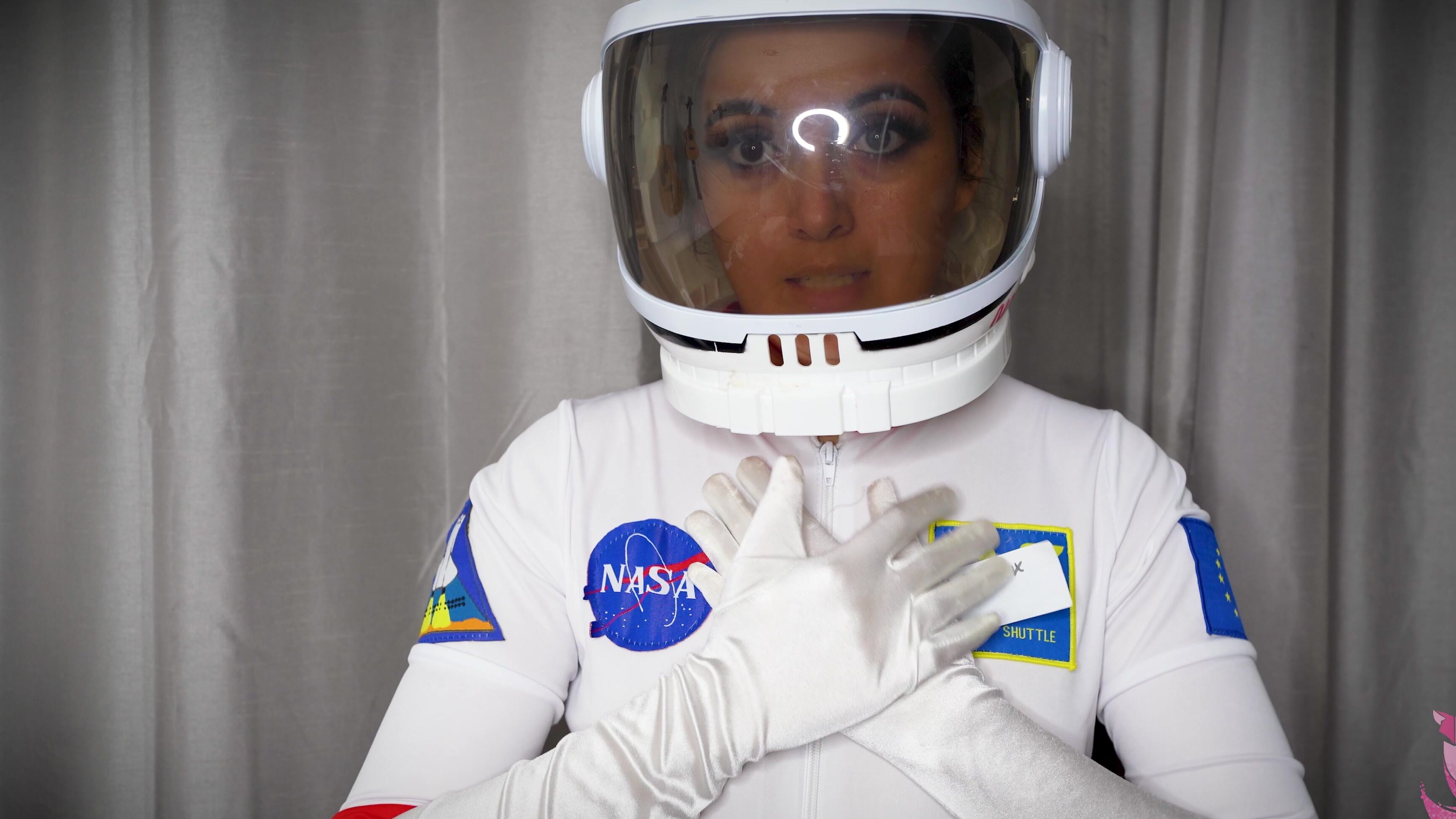 Summer Fox Alien Rips Off My Space Helmet