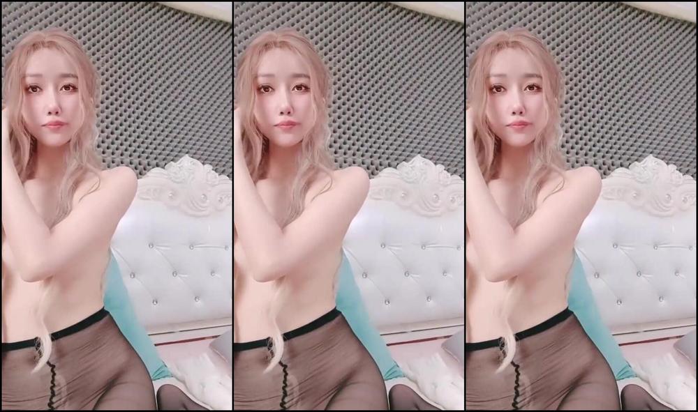 Asian Domestic Zone Self Filmed 05475