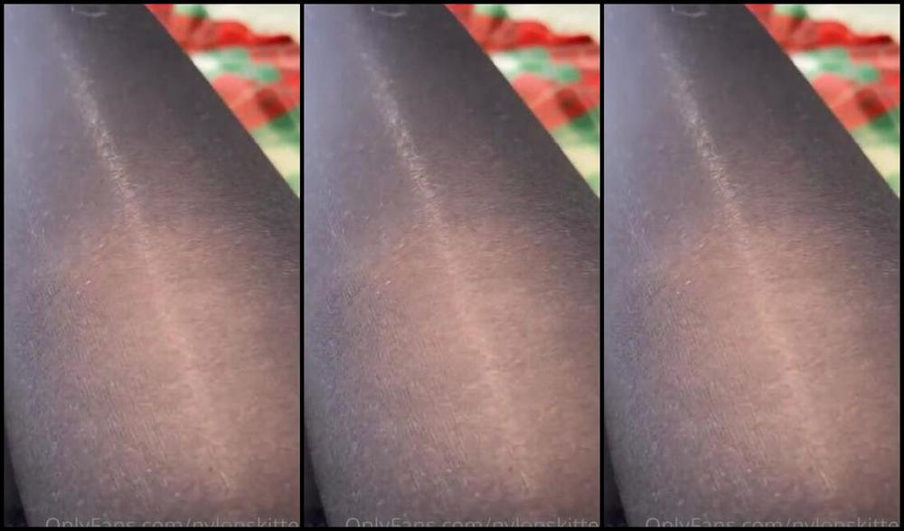 Nylonskitten Nicknamed Nylonskitten 11 19 2022 Onlyfans Video Opaque Tights Video Although They Were Looking Pretty Sheer On Camera