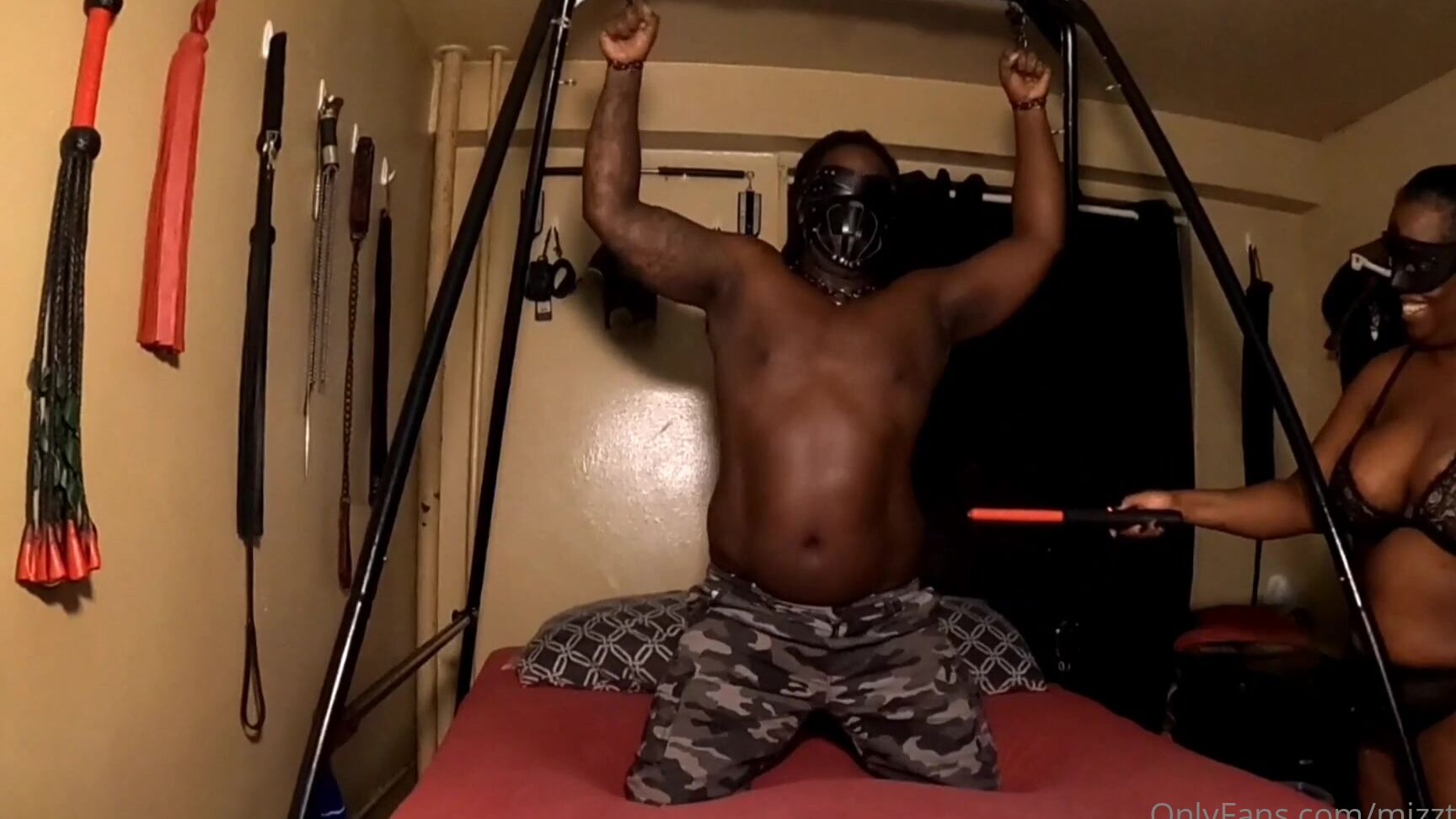 Mizzthyck Anyone Into Electro Play If So Then Cum Watch My Bdsm M