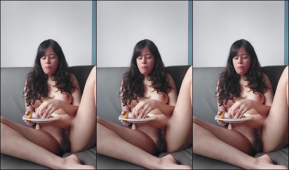 Avaxofoxx Just Breaking The Routine Here