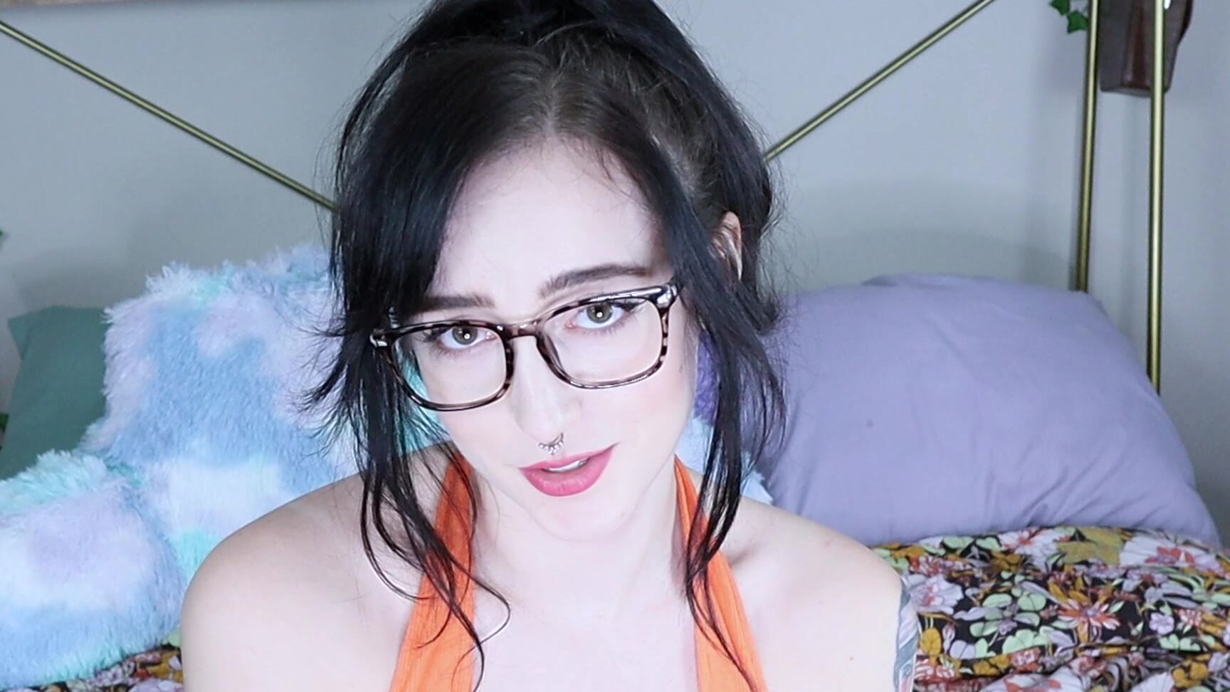 Cheating Wife,Cuckolding,Nerdy Girls,Kink,Femdom phatassedangel69 sweet and soft first time cucking ManyVids