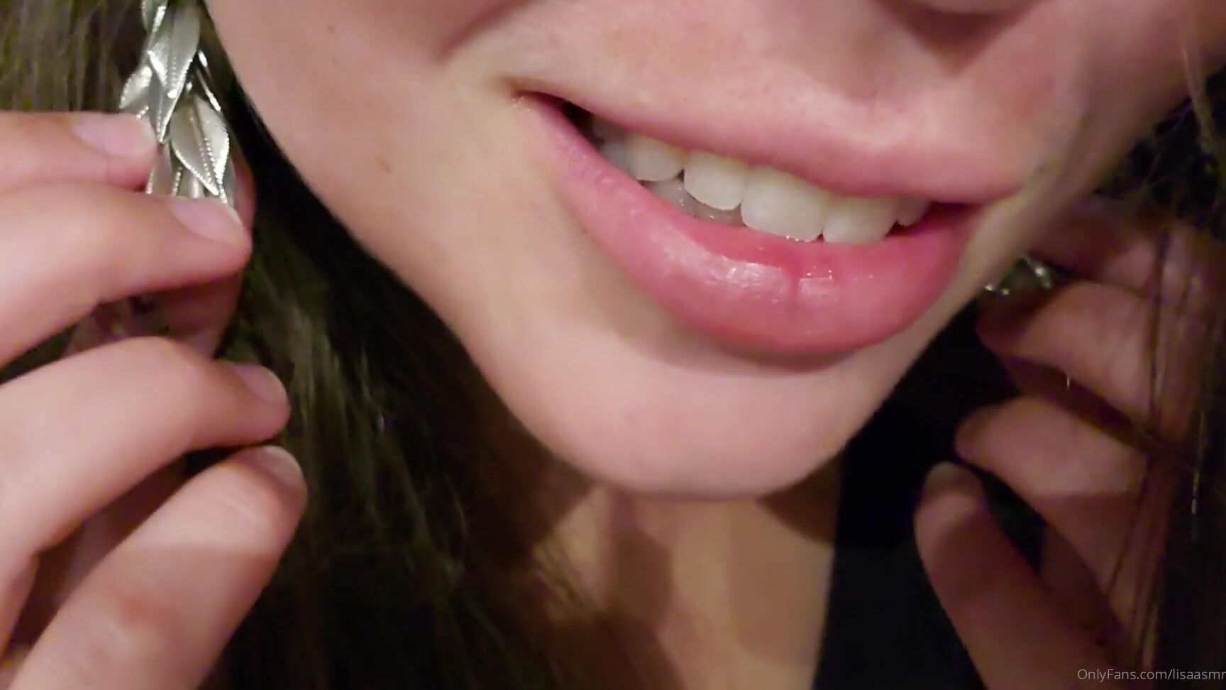 Lisaasmr Holiday Thighs And Feet Asmr