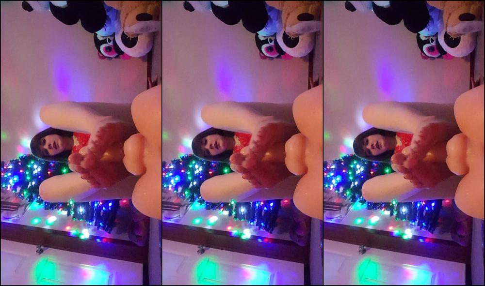 Frostyprincess Christmas Footjob