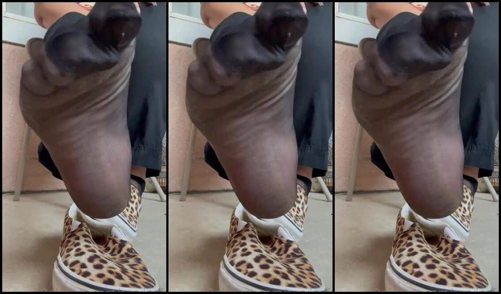 Servingbarefeet Aka Servingfet Onlyfans Toe Jam Tuesday Shenanigans Nbj