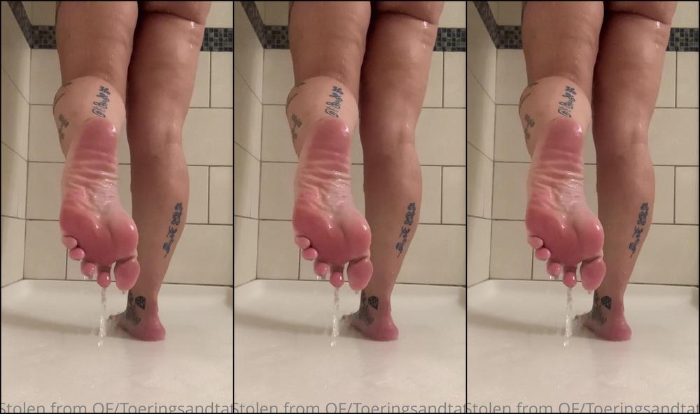 Toeringsandtats So I Heard It Was Wet Wednesday Or Was That Hump Day Fuck It How Bout Both