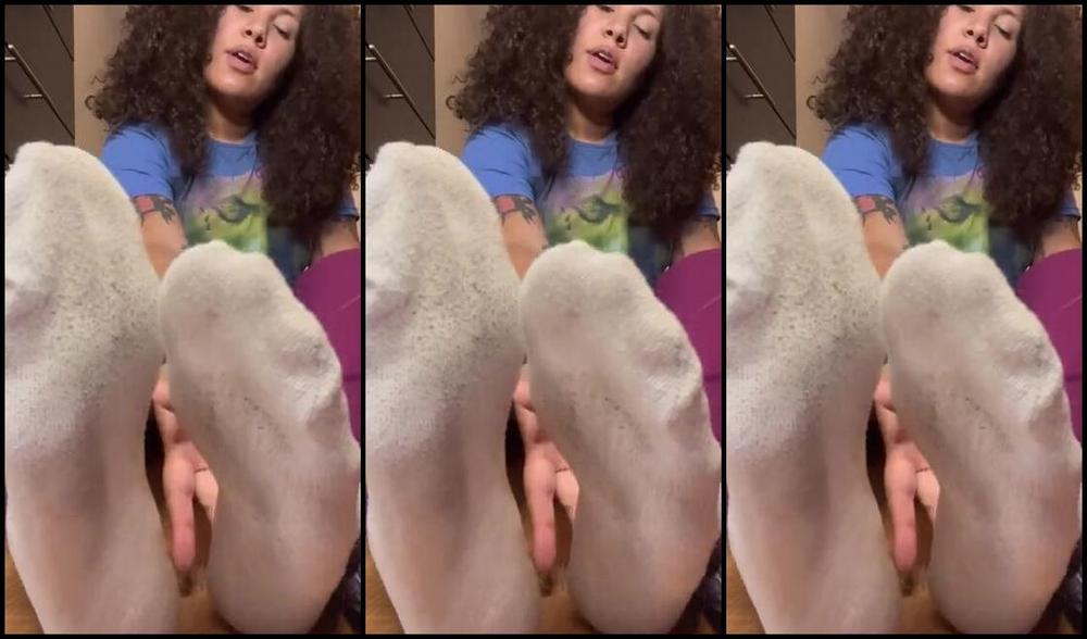 Natasha Aka Vibez3 Onlyfans Finally Was Able To Make A Sweaty Sock Removal After The Gym I Know How Much You Love Them Fresh