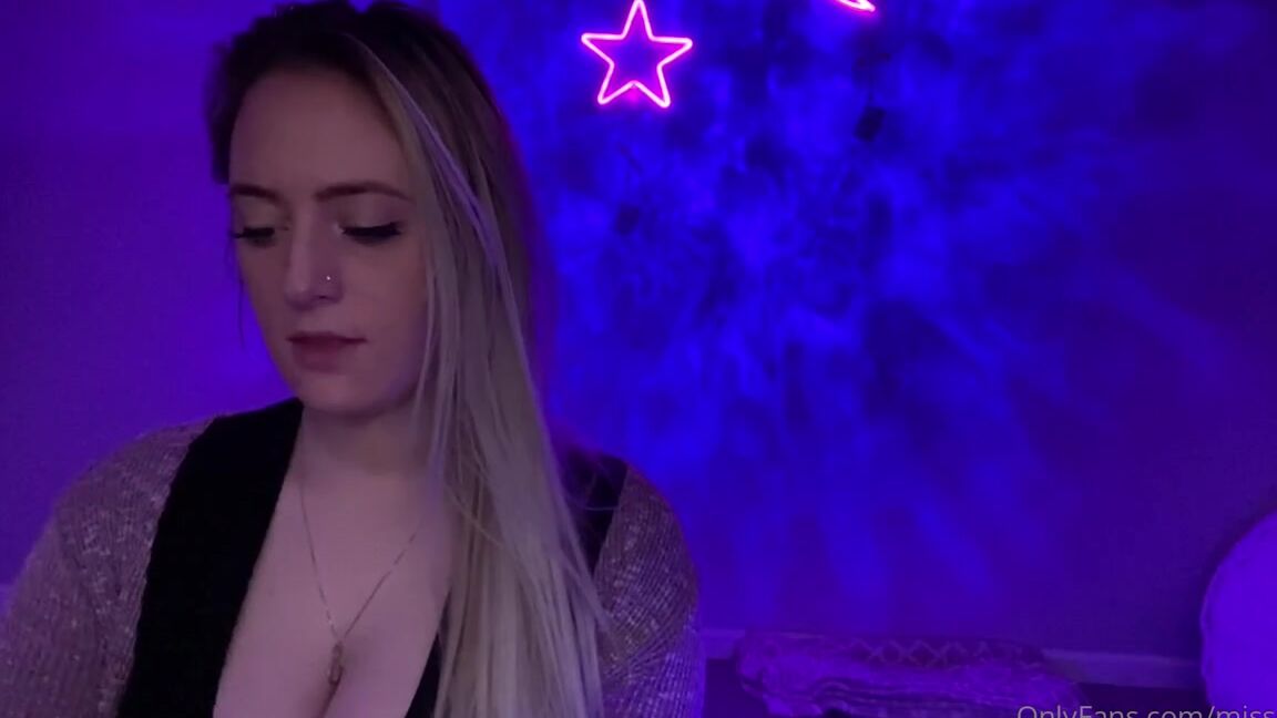 Miss Cassi Nicknamed Misscassi Onlyfans Night Time Triggers
