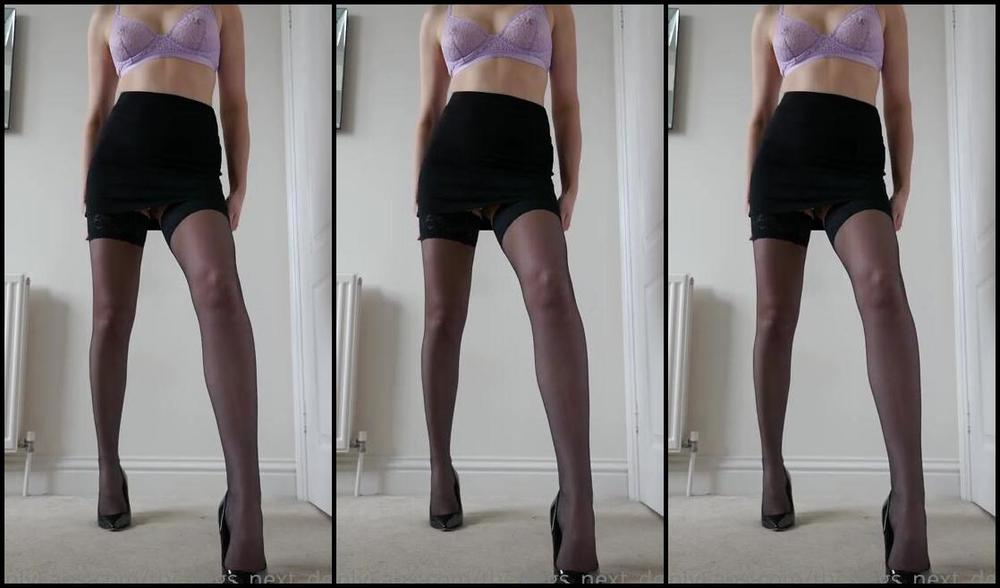 The Legs Next Door Nicknamed The Legs Next Door Onlyfans Lace Onoff Who Wishes They Could See Those Little Purple Lace Panties In Full Too Annabel