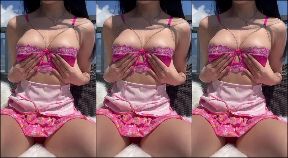 Atomicbrunette18 867