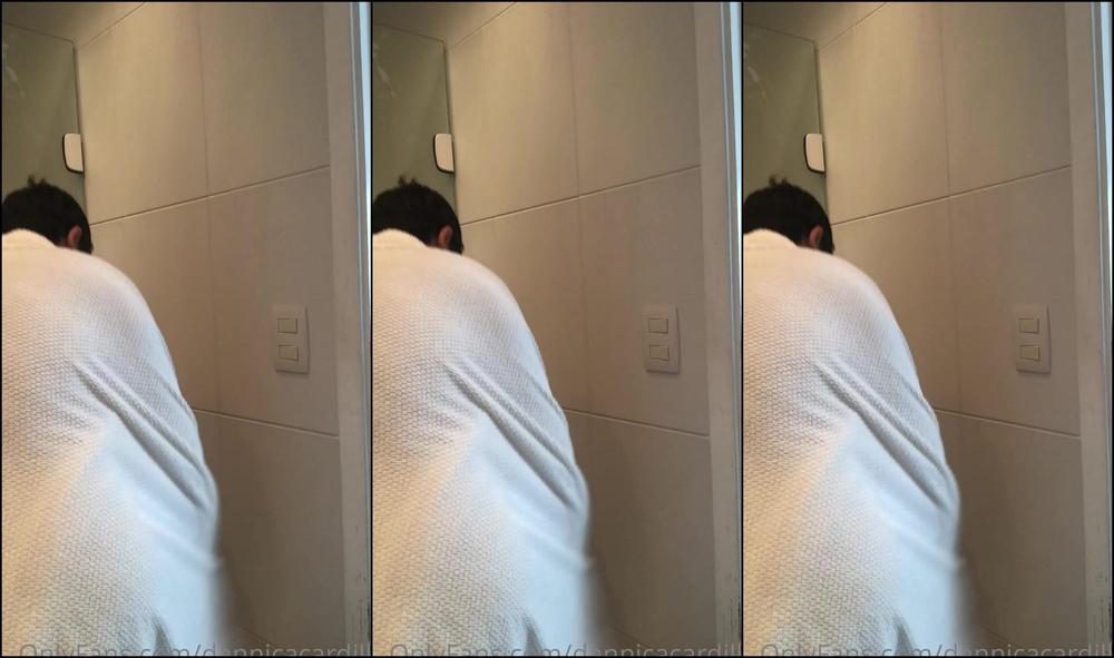 Dannicacardillo 2682590371 11 16 2022 Banho Pra Suar Depois Na Academia Essa Sou Eu