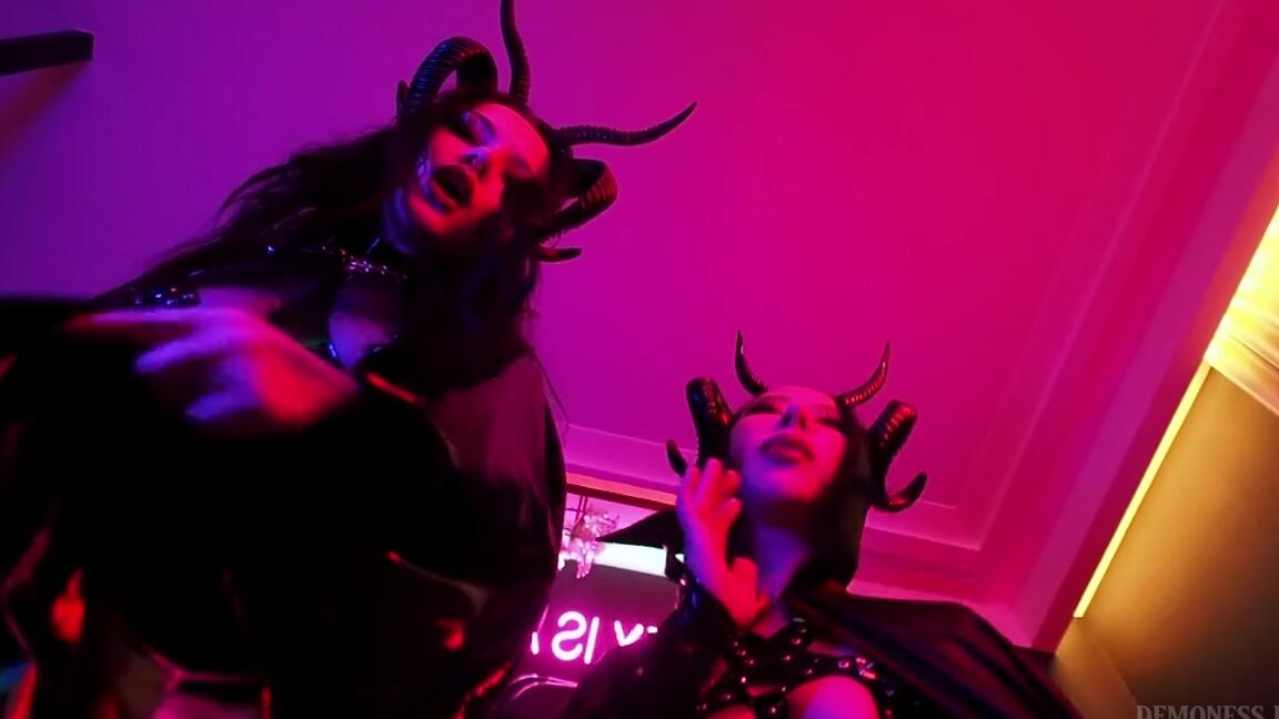 mistress youko surrender to sexy caped vampires ft demoness luna Clips4Sale