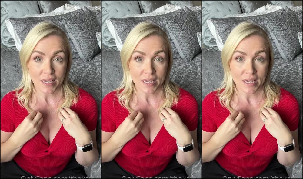 Thekatykat Making Out Or Cuddling