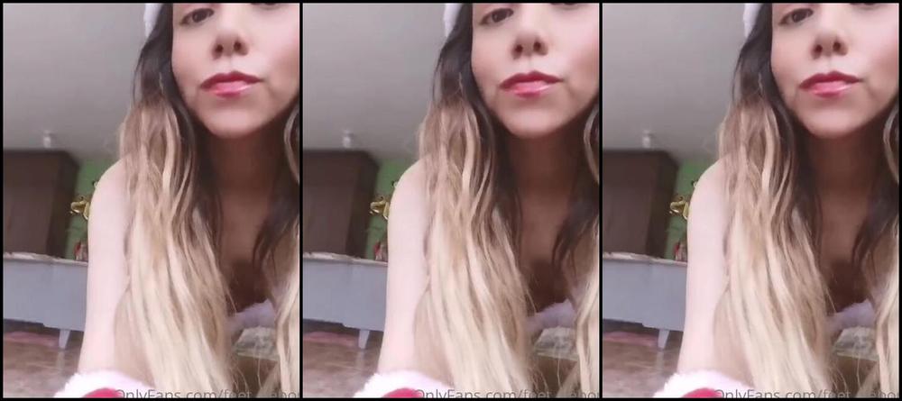 Giantess Debora Nicknamed Giantess Debora Onlyfans Wanna Watch Me Move My Body For You Here Are A Present