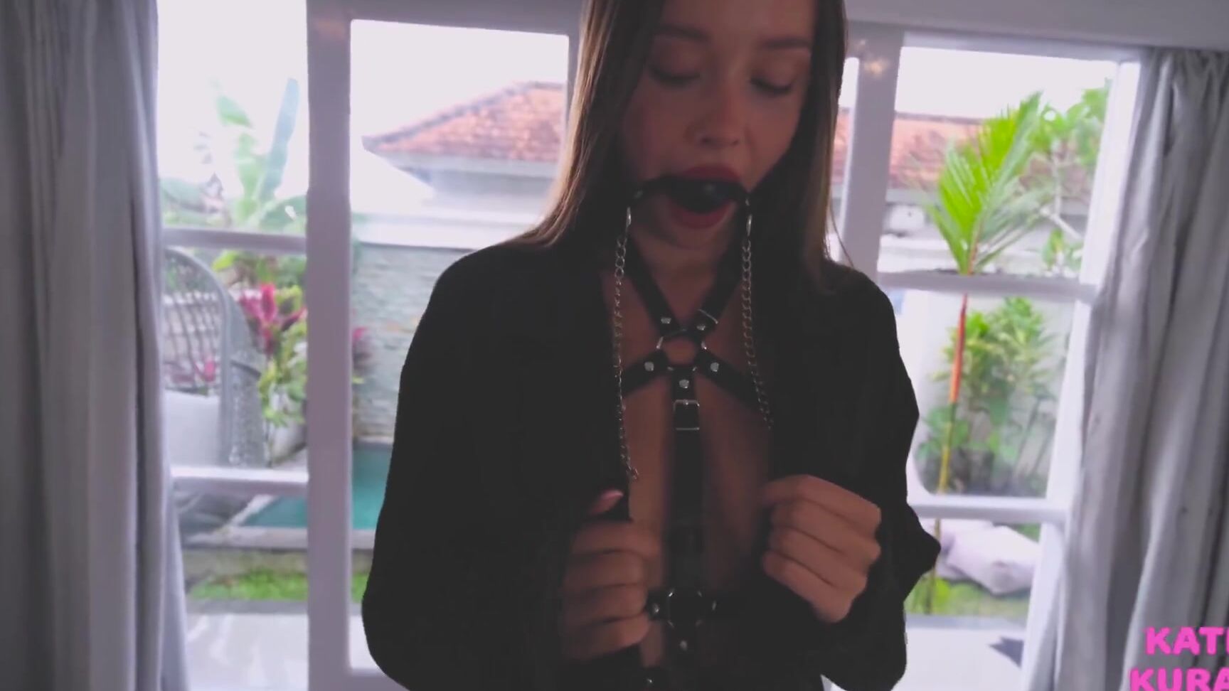 Katekuray Жесткий бдсм трах. Плотный кляп во рту, слюни текут от секса Pornhub