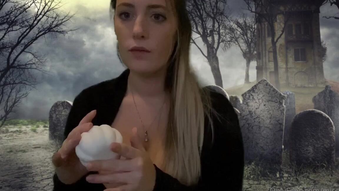 Miss Cassi Nicknamed Misscassi Onlyfans Tapping On Halloween Things