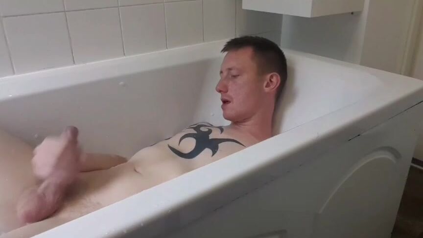 Tomtompics One For The P Ss Lovers Here S Short Scenes Of Me Covering Myself In Hot P Ss That I V