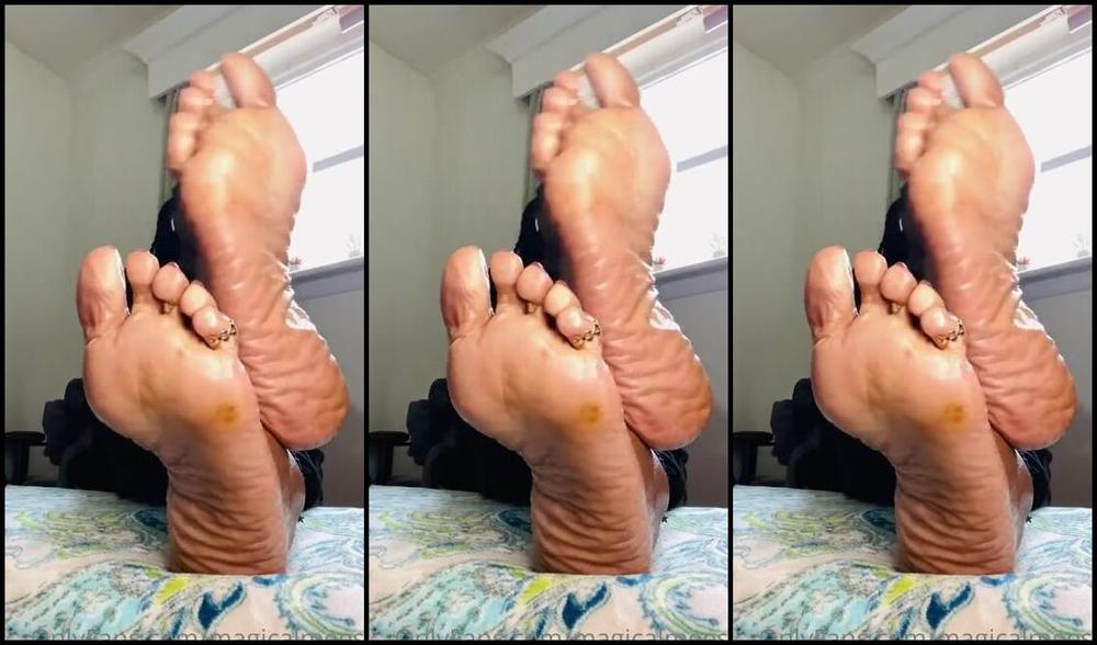 Magical Mesha Nicknamed Magicalmeesh Foot Fetish 02 22 2022 Onlyfans Video Stoner Bunny Sipping Tea And Having A Banana