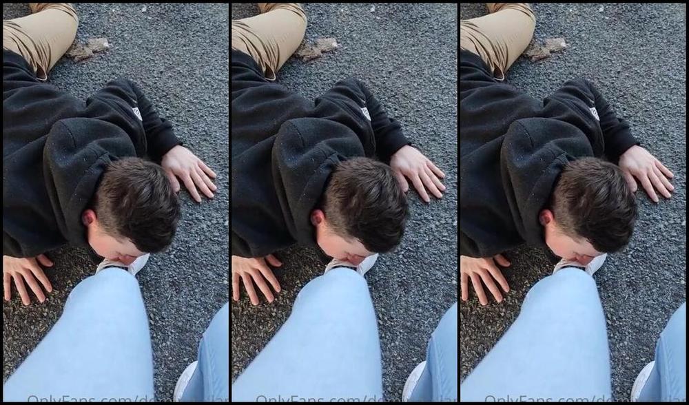 Domina Clara Nicknamed Domina Clara Onlyfans Jaime Quand Les Hommes Savent O Est Leur Place I Like When Men Know Where