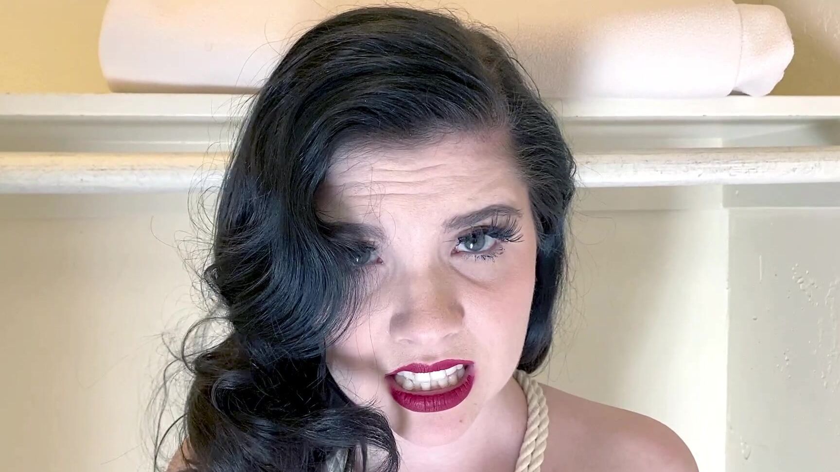 "DandyinDistress" bondage, bondagerope, lacelingerie, struggling New Model Learns the Ropes manyvids