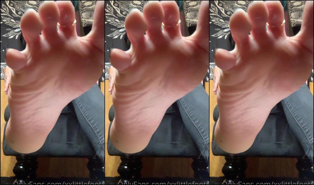 Xxlittlefootxx On Your Knees Beta Time For Some F Rced Worship And Denial Your Here For My Pleasure No