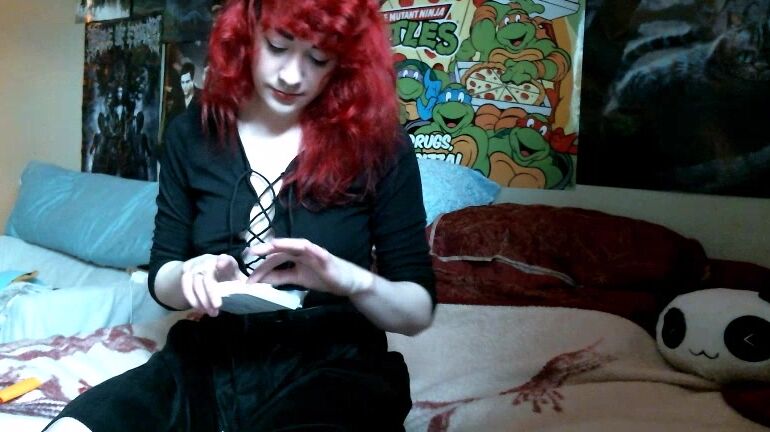 Maedoll Red Lipstick And Smoking