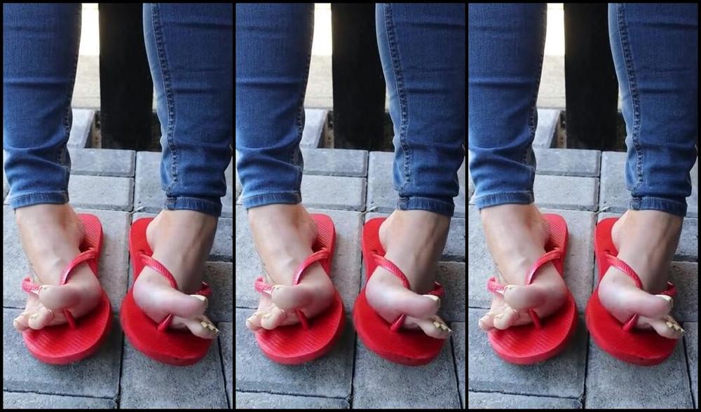 Footsiegalore 04 29 2025 Onlyfans Video Yellow Photo Dump New Pedi Coming On Thursday Iv0