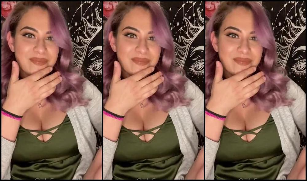 Milaap Onlyfans Blue Pedi Self Worship You Love Watching Me Lick Amp Suck All Over These Pretty Toes