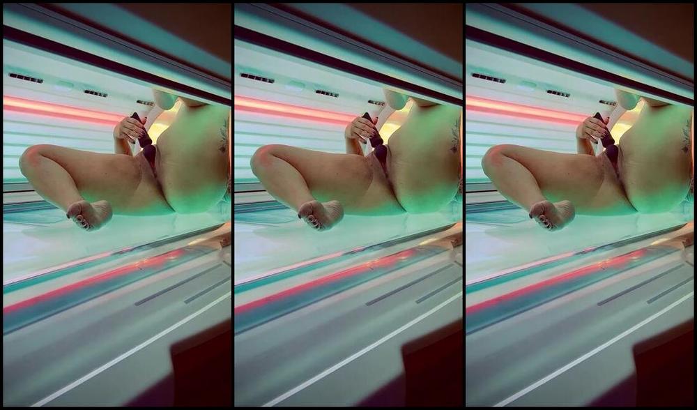 Alicia Justine Nicknamed Alicia Justine 03 05 2025 Onlyfans Video I Made A Puddle Thinking About Cock In The Tanning Bed