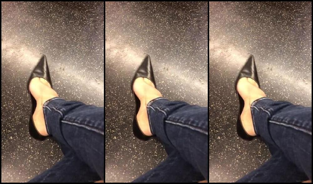Jamiedaniels Onlyfans So Many Loved My Shoe Dangle In The Subway Videos Here Is One From A Few Months Back Before The Insp