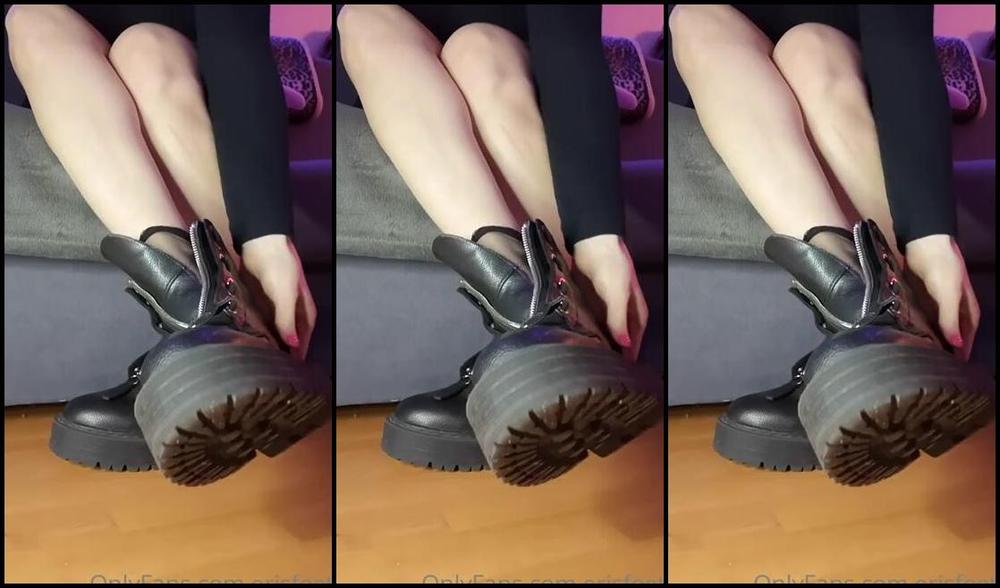 Erisfeet Onlyfans Annusa Le Calze Puzzolenti Adesso Succube Dei Miei Piedi Smell The Stinking Stockings Now Succubus