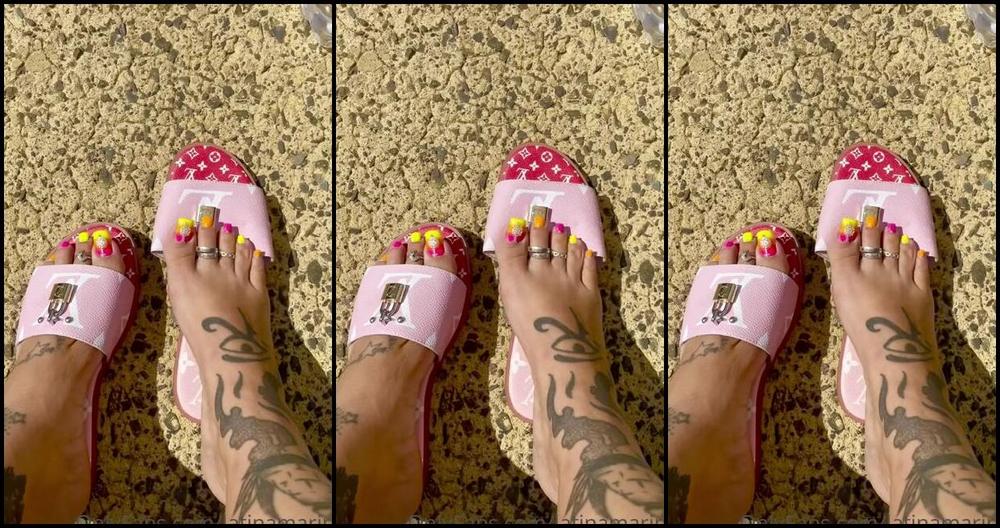 Latinamarina Onlyfans I Luv A Sandal Dangle And Removal In Public