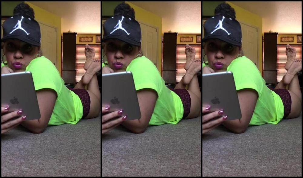 Deedeericanfeet Onlyfans Gm My Favorite Ppl Here Is A Request For Wiggling Soles In The Pose