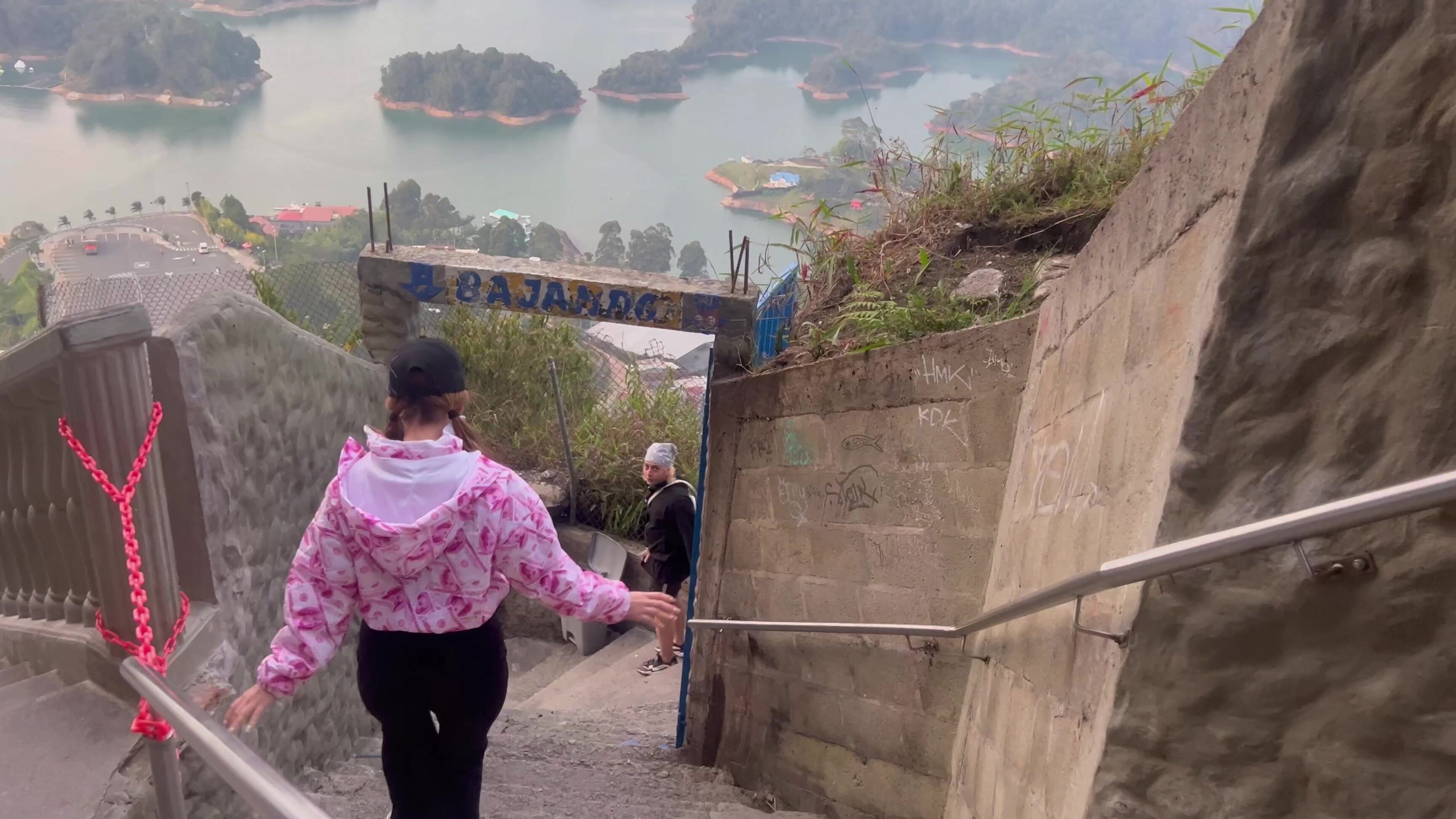 Katty Blake Blowjob In A Tourist Place In Colombia