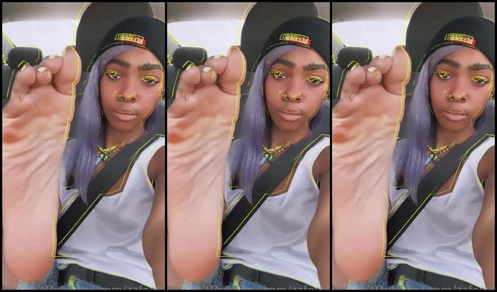 Zafeetllc Onlyfans The Smoothest Vibey Soles Getting Some Sun 1