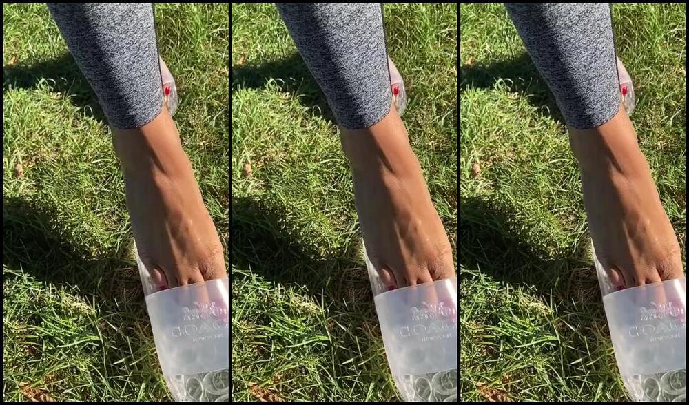 Queenjodiieetoes Aka Prettyfeetonly1800 Onlyfans I Want To See How You Act In Public That Slide In Out Is Crazy