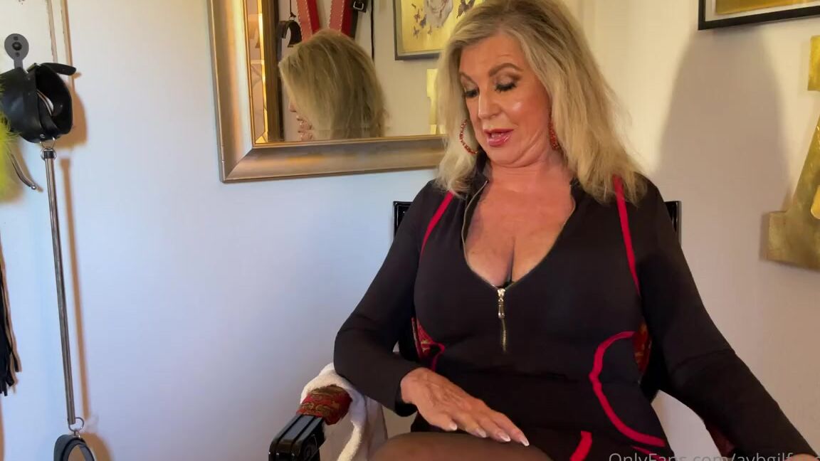 Avb Gilfgoddess Vip Nicknamed Avbgilfgoddess 12 01 2021 Onlyfans Video The Squirting Vid