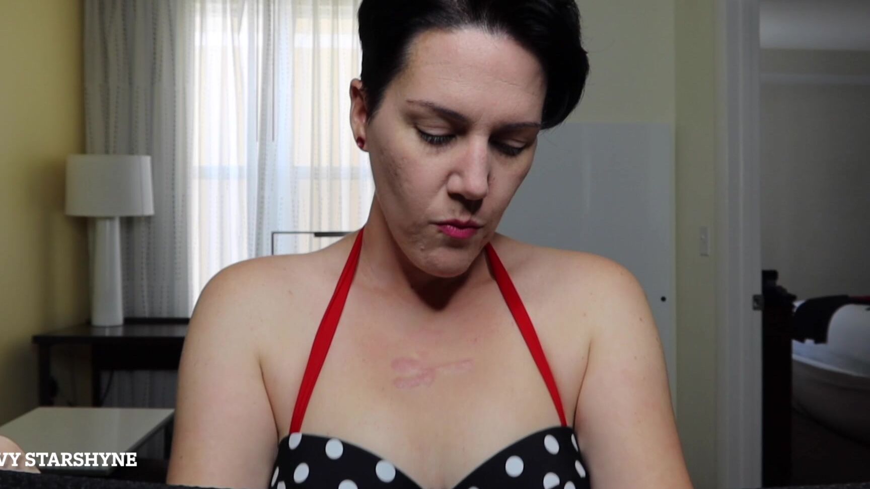 Ivystarshyne Wet And Hot Indoors