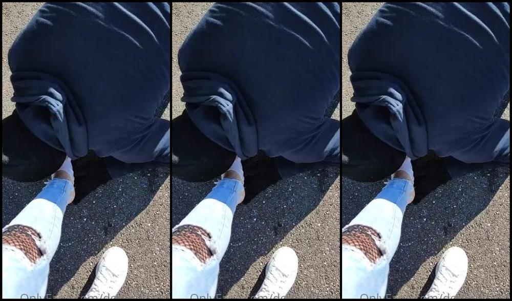 Domina Clara Nicknamed Domina Clara Onlyfans I Love Outdoor Feet Humiliation Ill Post 3 Part For U Jadore Montrer