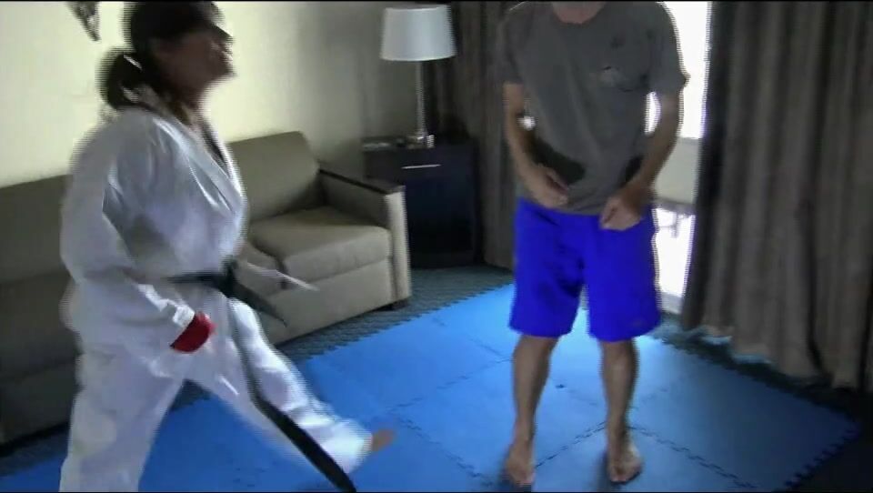 Reality Girls Scissors Mikaela S Mma Beating 720 Hdp