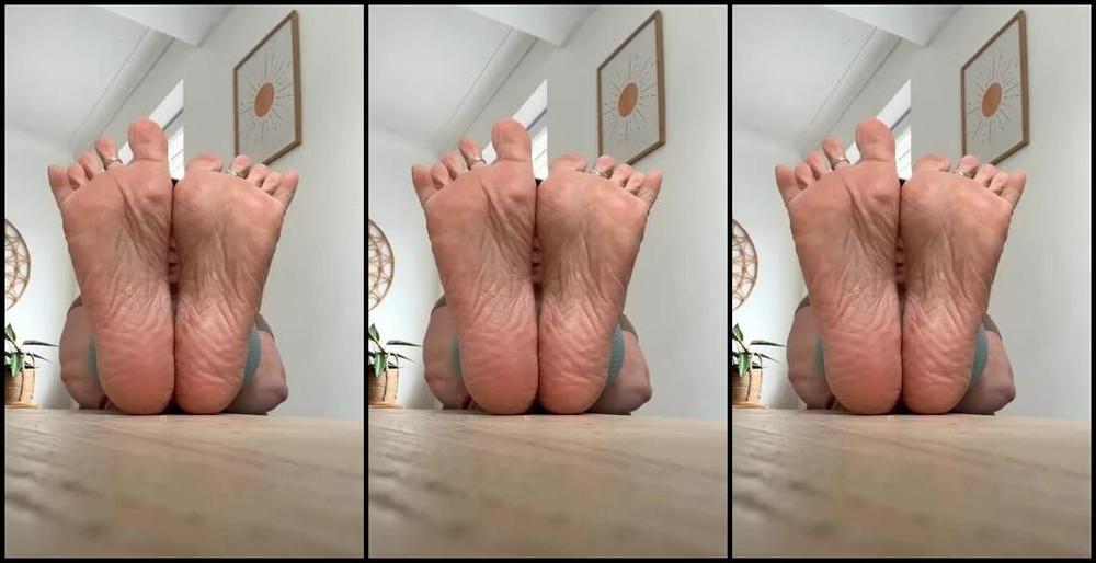 Mimisfeet1 Aka U81134601 Onlyfans Who S Going To Tongue Massage These Soles For Me