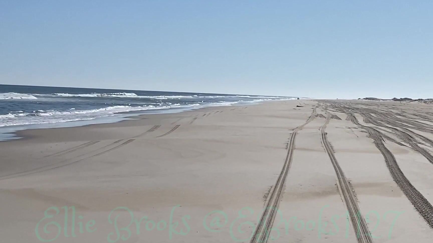 Mrselliebrooks Daytime Non Nude Beach Pussy Play Blowjob And Doggystyle Fuck I Can T Explain How Much