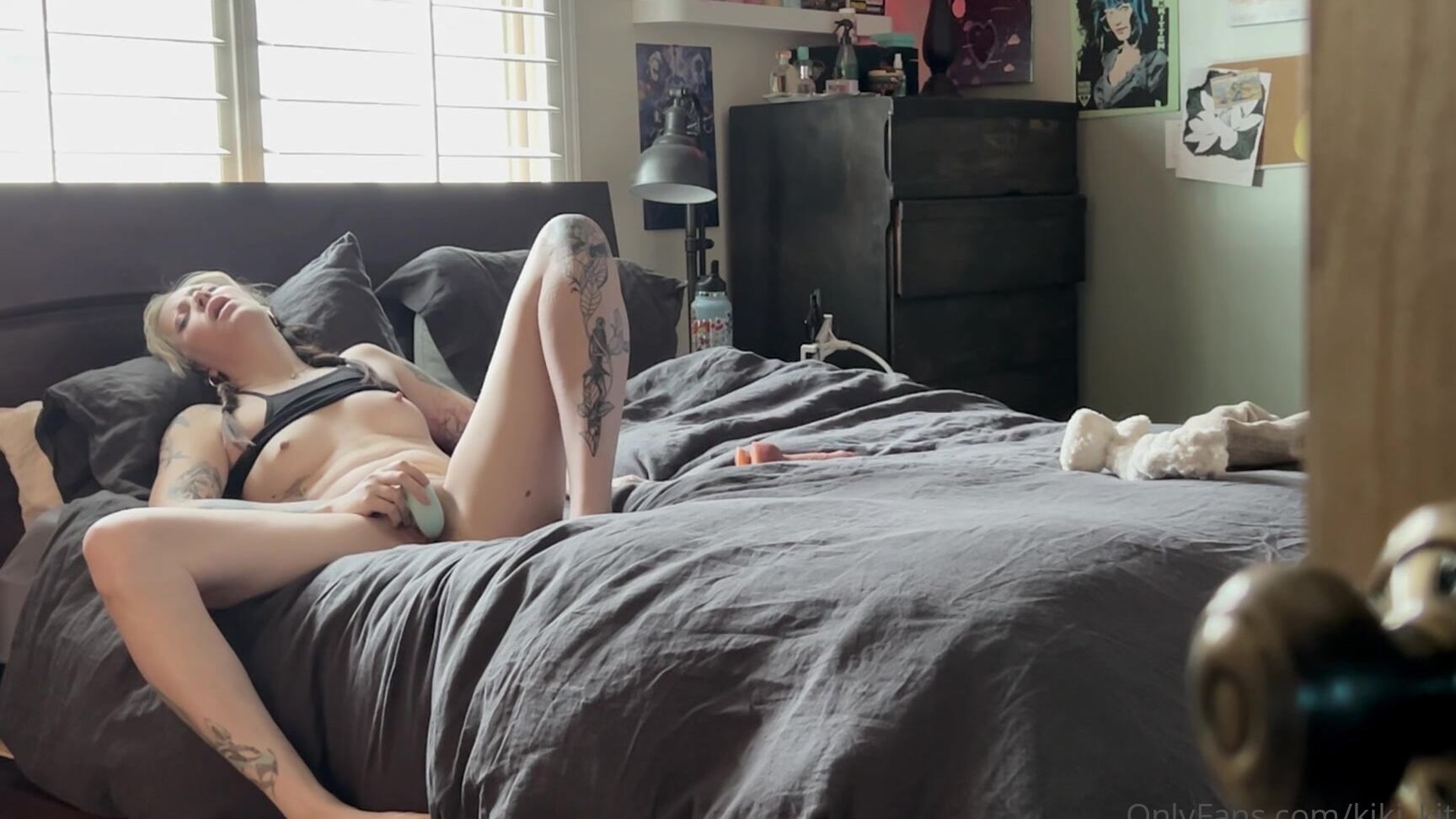 Kiki Kitsune You Watch Your Step Mom From The Closet